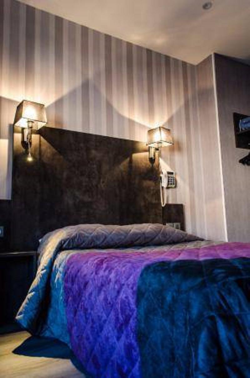 Moderne, 3*